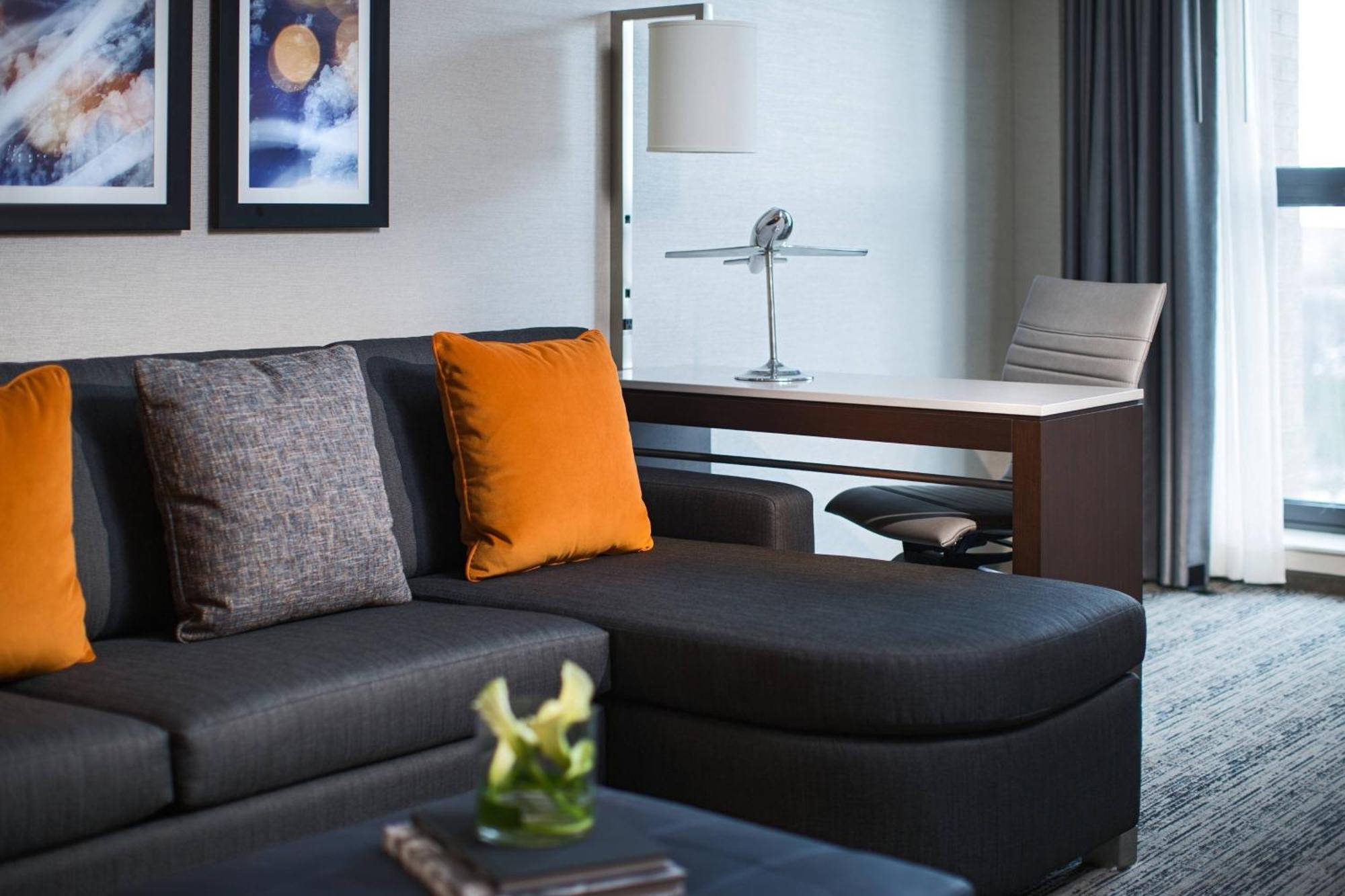 Chicago Marriott Suites O'Hare Rosemont Buitenkant foto