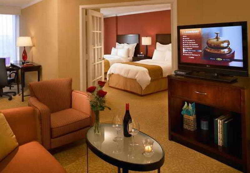 Chicago Marriott Suites O'Hare Rosemont Buitenkant foto