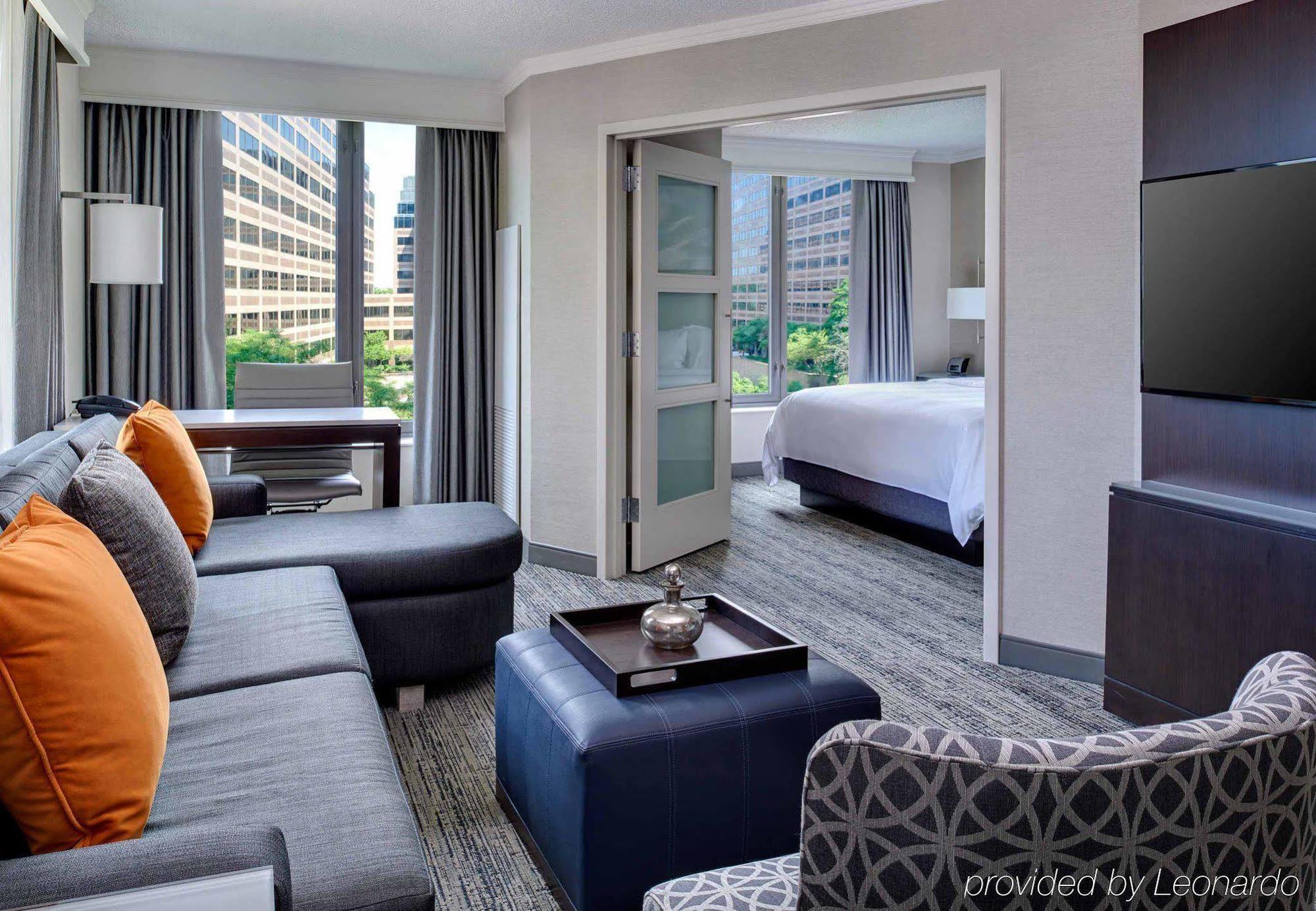 Chicago Marriott Suites O'Hare Rosemont Buitenkant foto