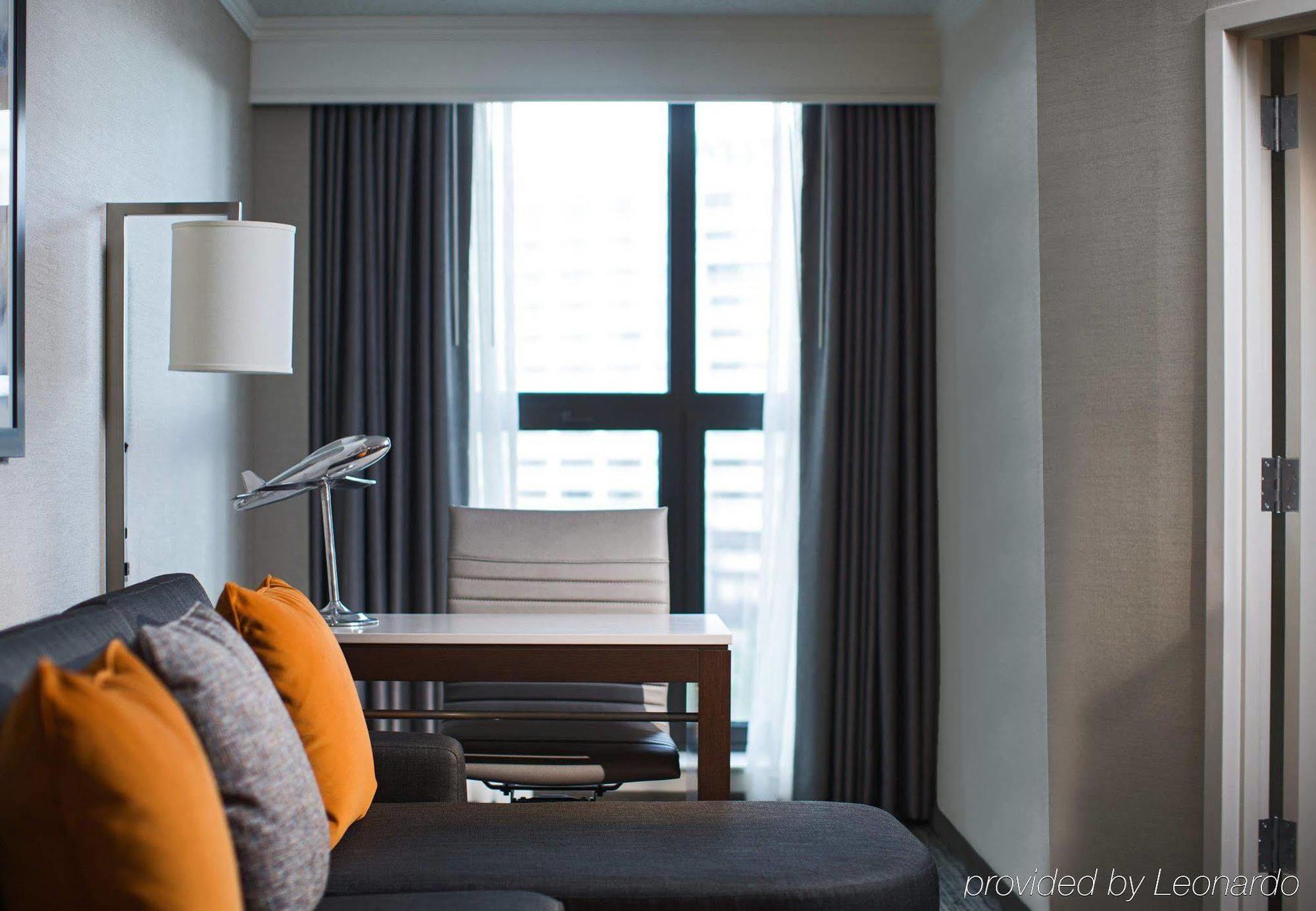 Chicago Marriott Suites O'Hare Rosemont Buitenkant foto