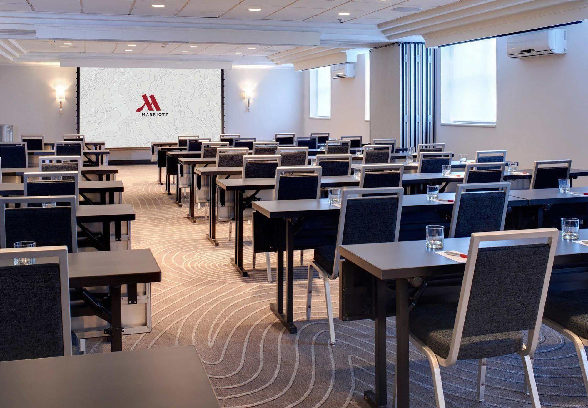 Chicago Marriott Suites O'Hare Rosemont Buitenkant foto